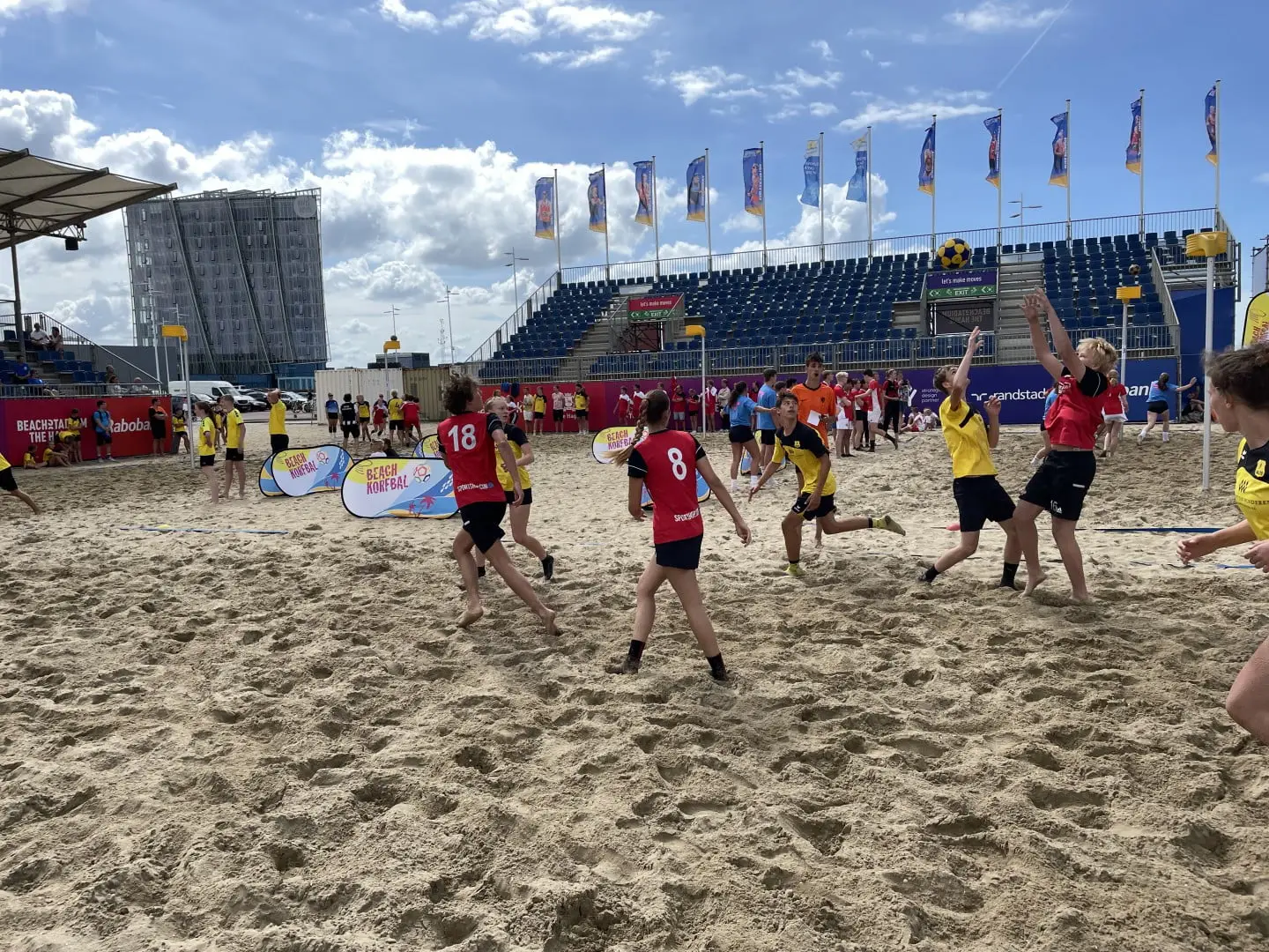 Beachkorfbaltoernooi jeugd 1 Beachtoernooi Scheveningen