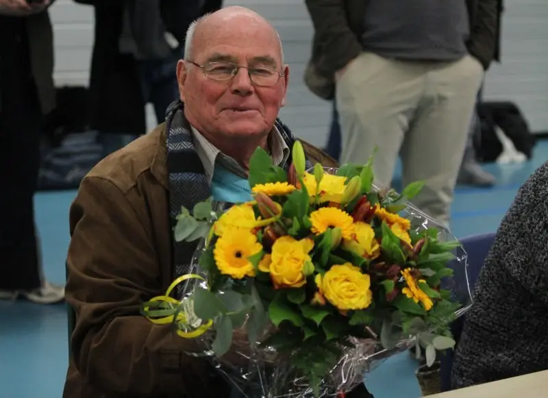Nico Dorresteijn 89 jaar én balsponsor! 1 Nico Dorresteijn 89 jaar!
