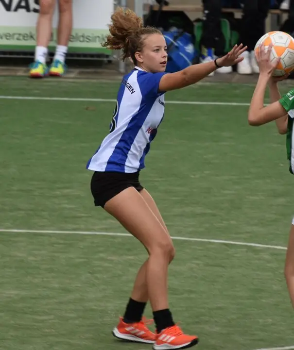 Fenne van Brenk Daltosite Uitgelicht - Dalto/Klaverblad Verzekeringen - Korfbal - Driebergen