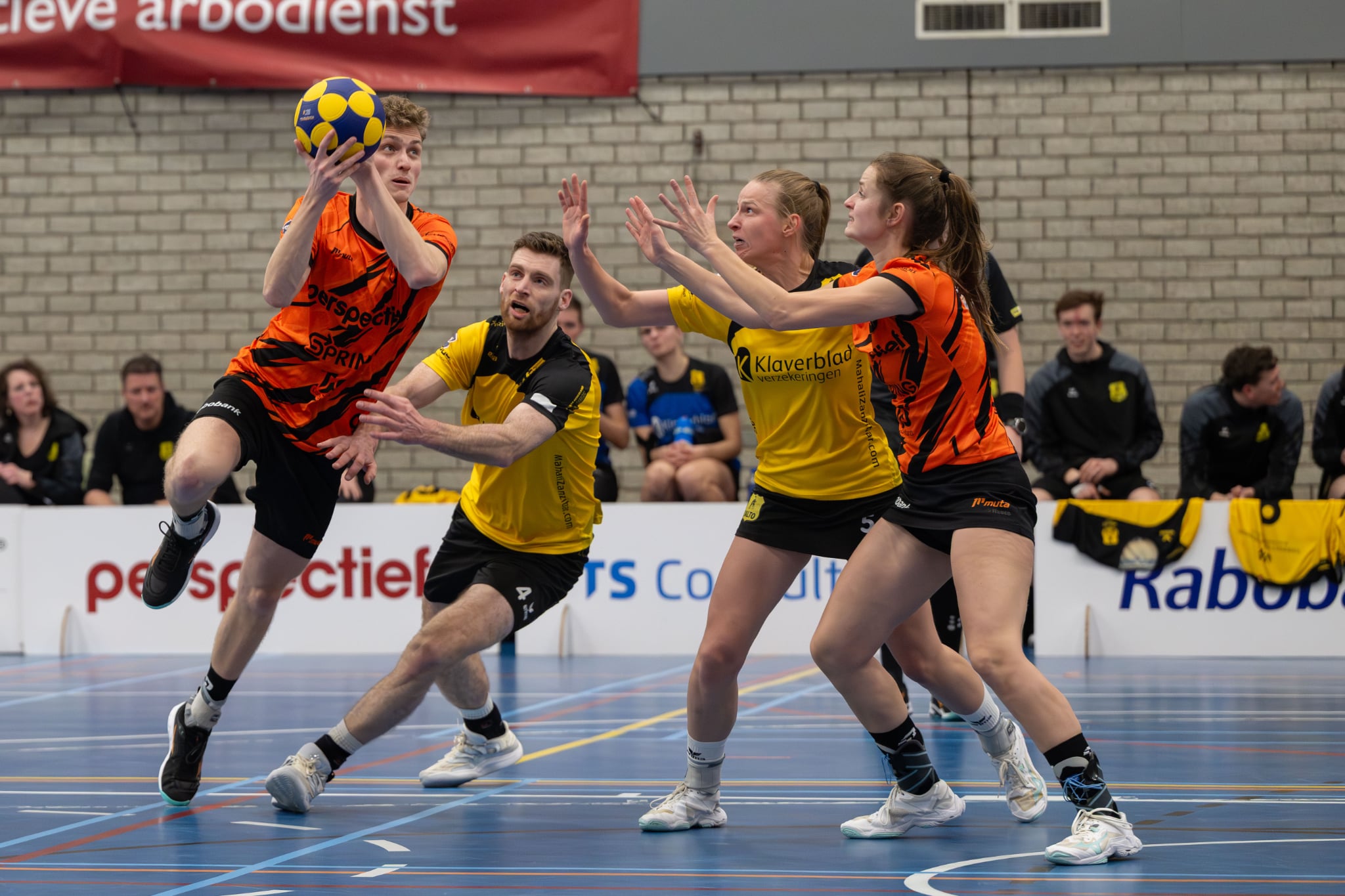 Unitas Dalto 4 Winanda van Zwamen - Dalto/Klaverblad Verzekeringen - Korfbal - Driebergen