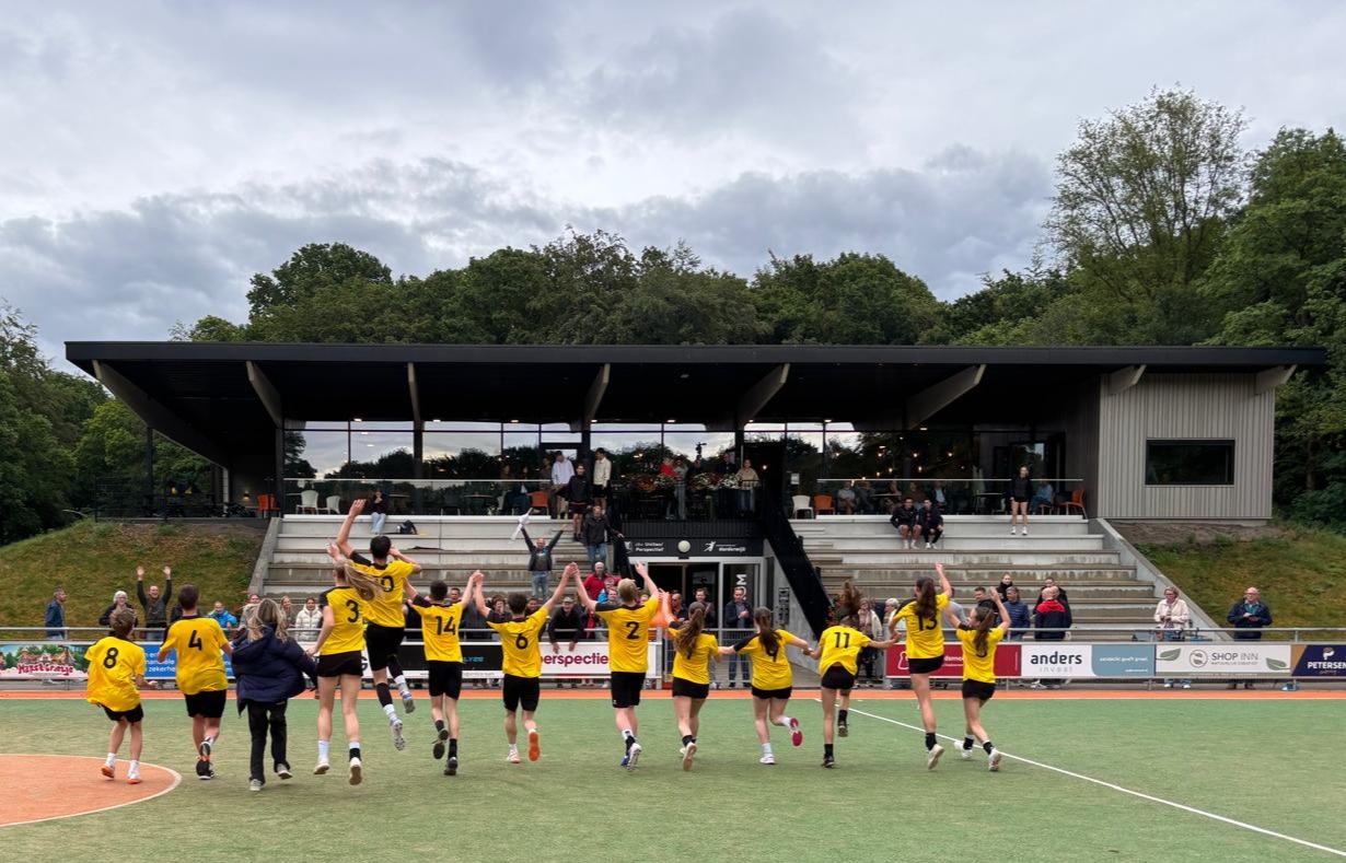 260602 U17 1 b66d8147ba5b39aab5dc86f5f56a2425 - Dalto/Klaverblad Verzekeringen - Korfbal - Driebergen